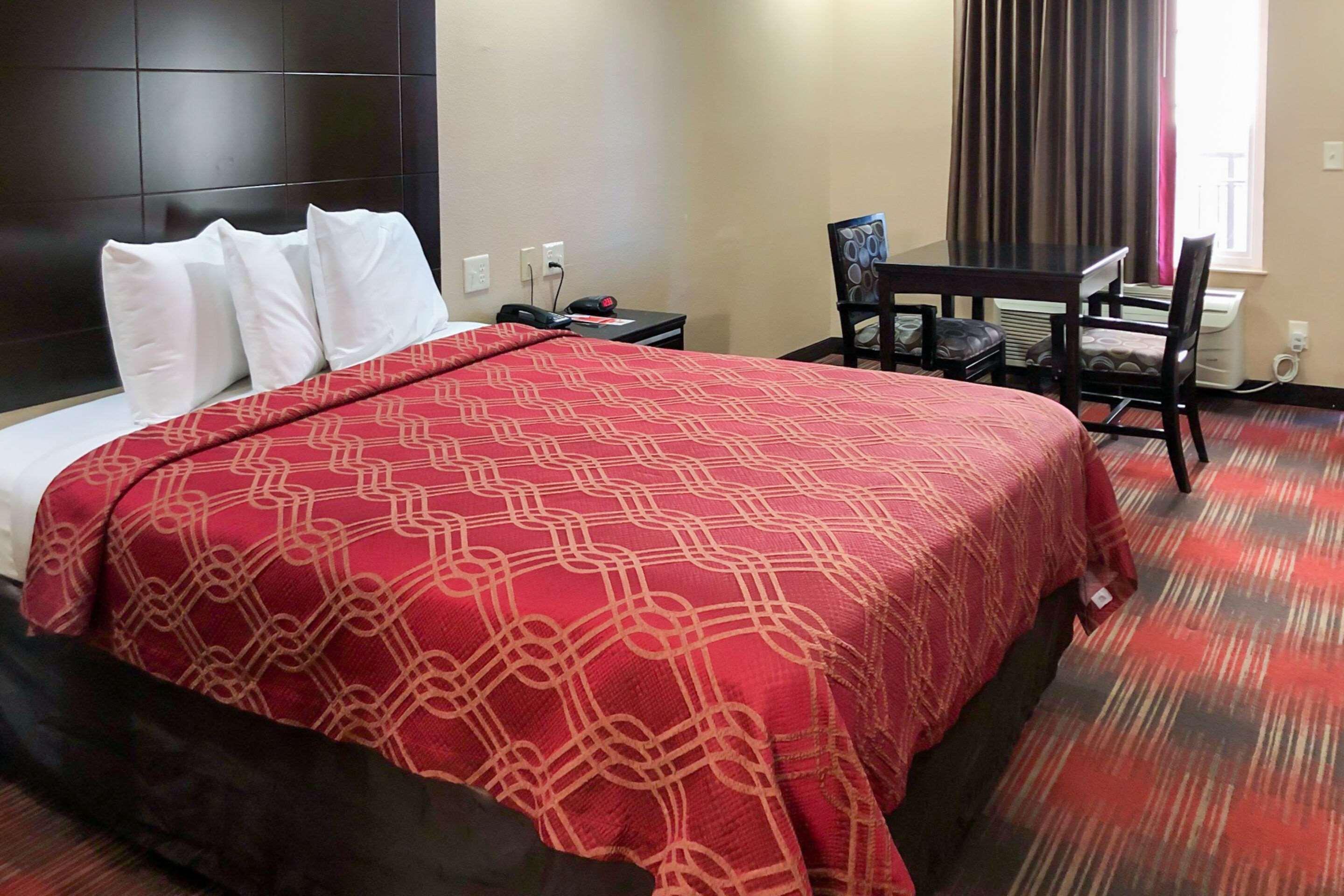 Econo Lodge Inn & Suites Escondido Downtown Εξωτερικό φωτογραφία