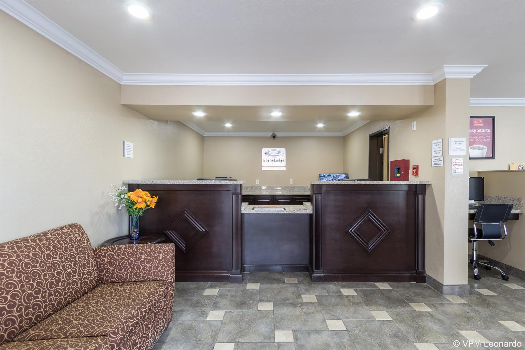 Econo Lodge Inn & Suites Escondido Downtown Εξωτερικό φωτογραφία