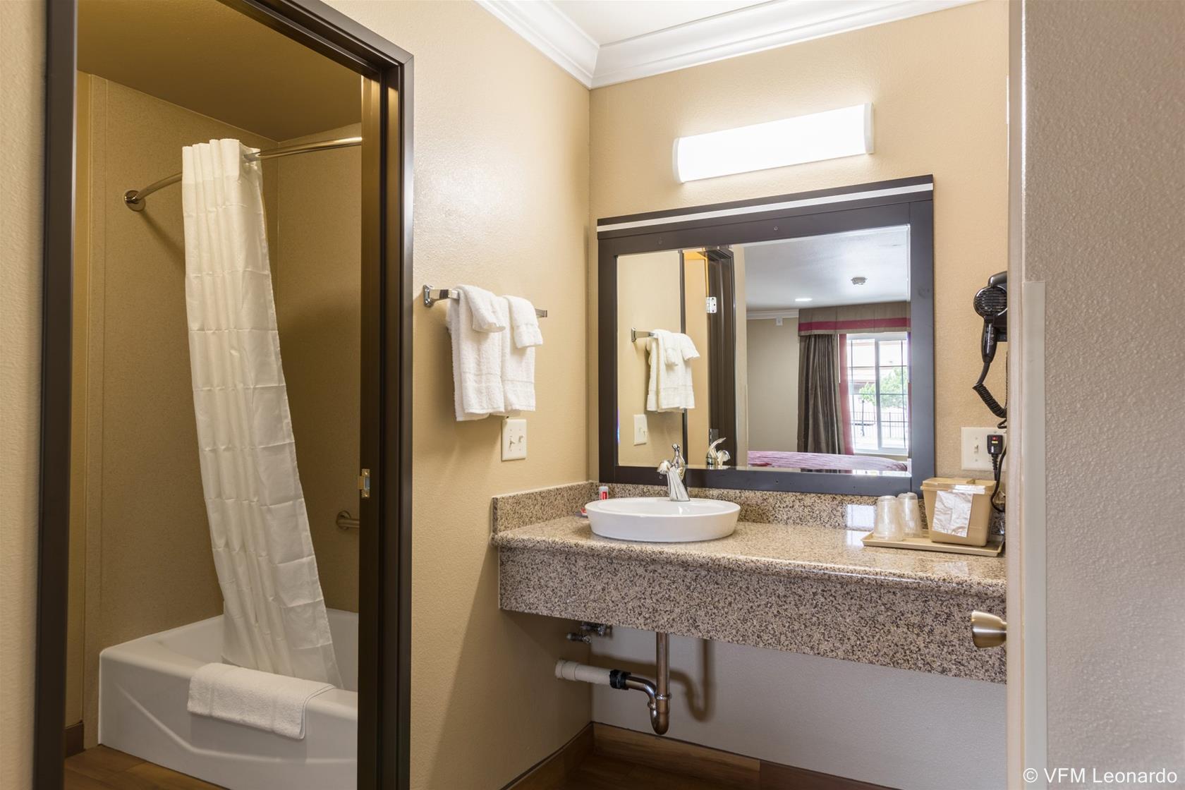 Econo Lodge Inn & Suites Escondido Downtown Εξωτερικό φωτογραφία