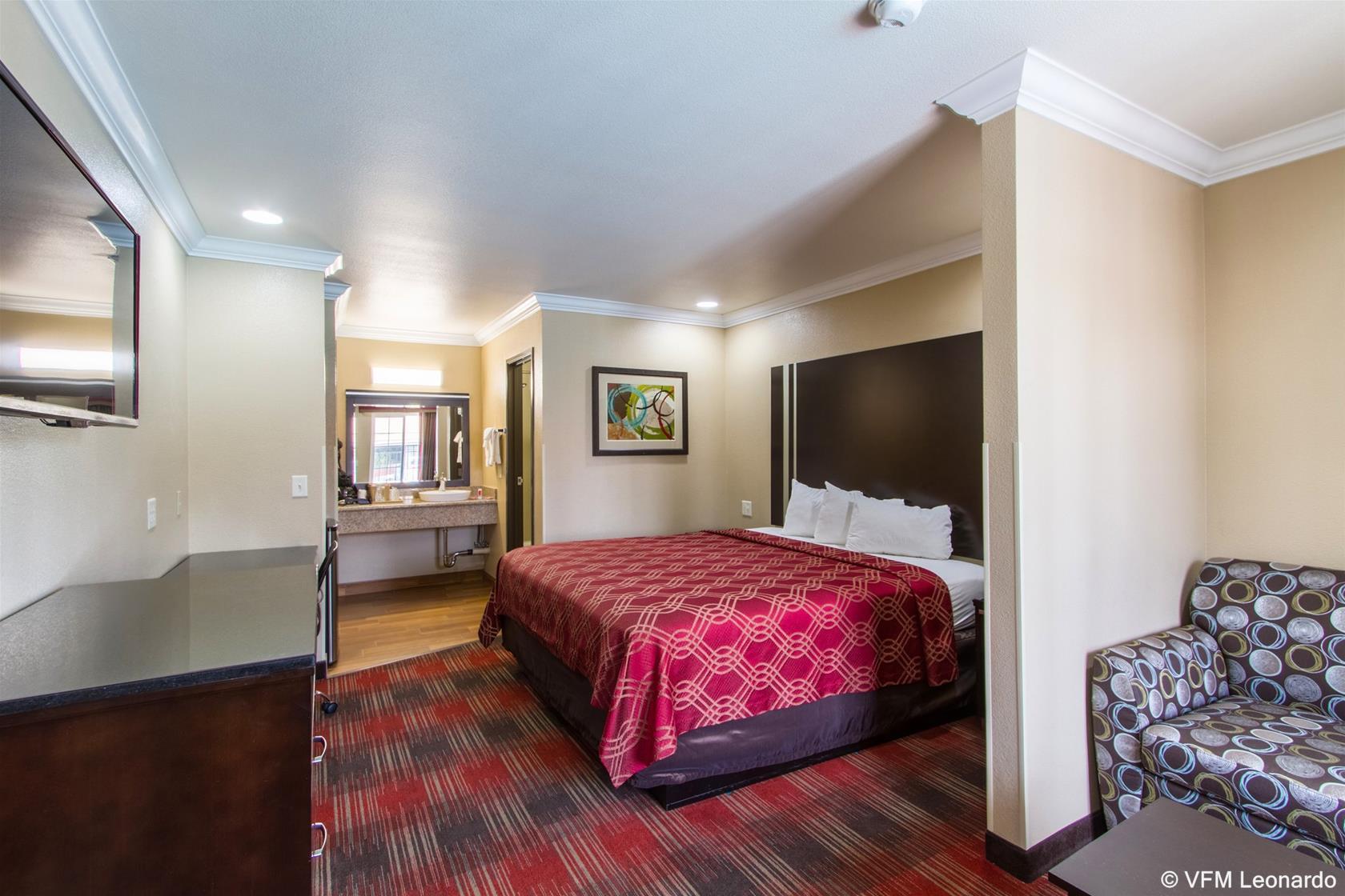 Econo Lodge Inn & Suites Escondido Downtown Εξωτερικό φωτογραφία